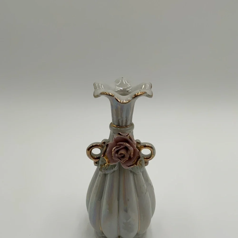 Vintage Chase Hand Painted Porcelain Floral Bud Vase Made in Japan.